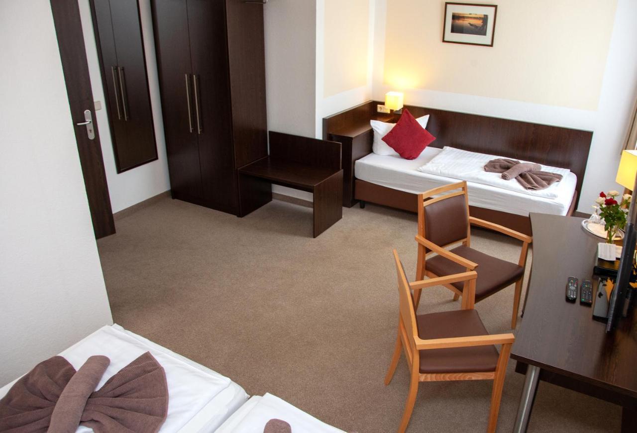 Seehotel Zum Loewen Strasen Экстерьер фото